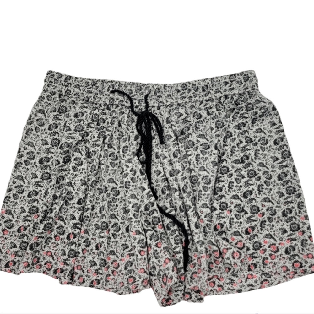 Gap Floral flowy ombre shorts Size Large
